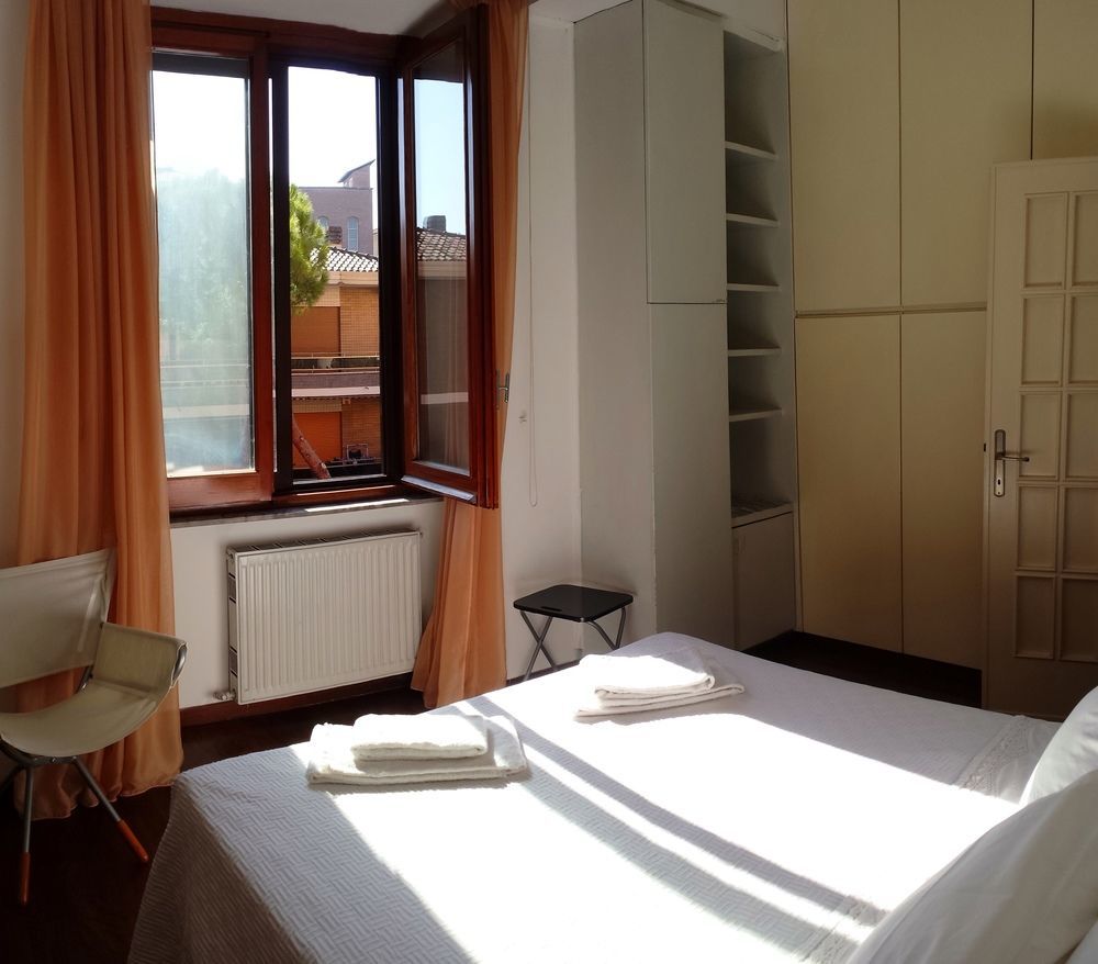 Emi'S Guest House Rome Exterior photo